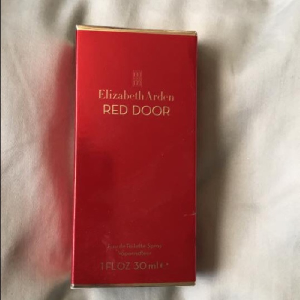 Elizabeth Arden Red Door